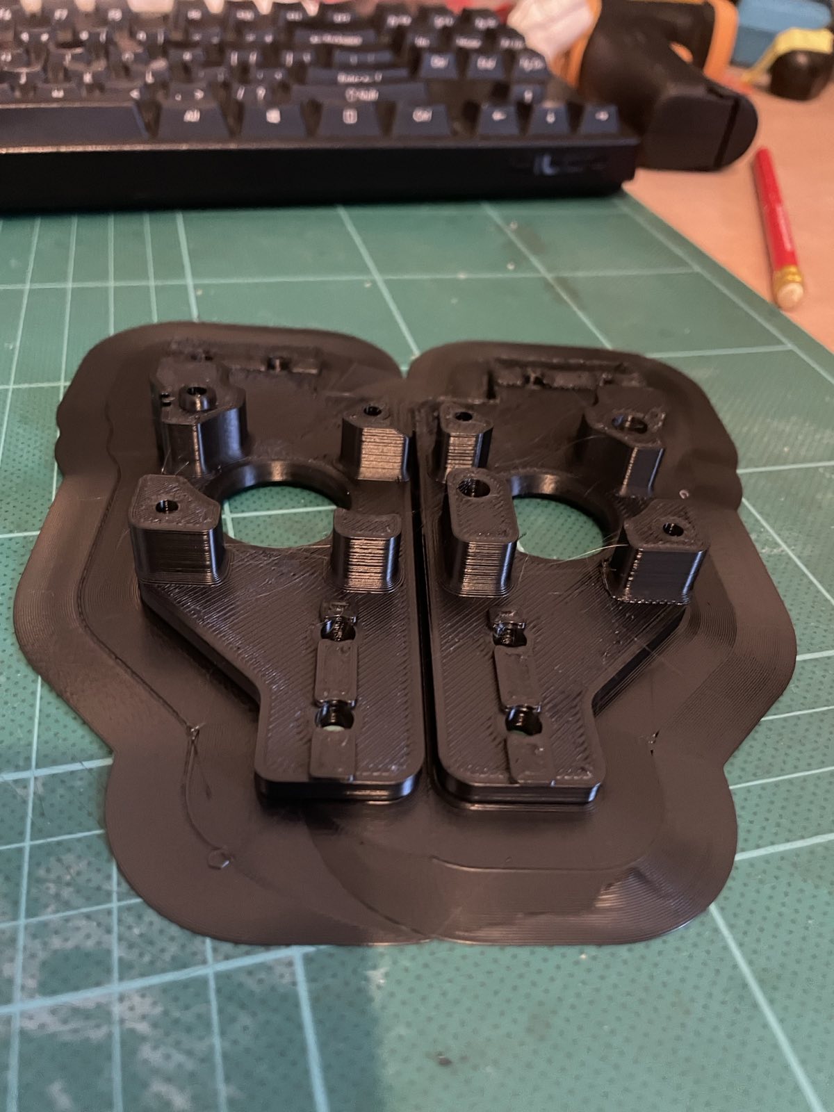 3D printed Trident drive with attached brim